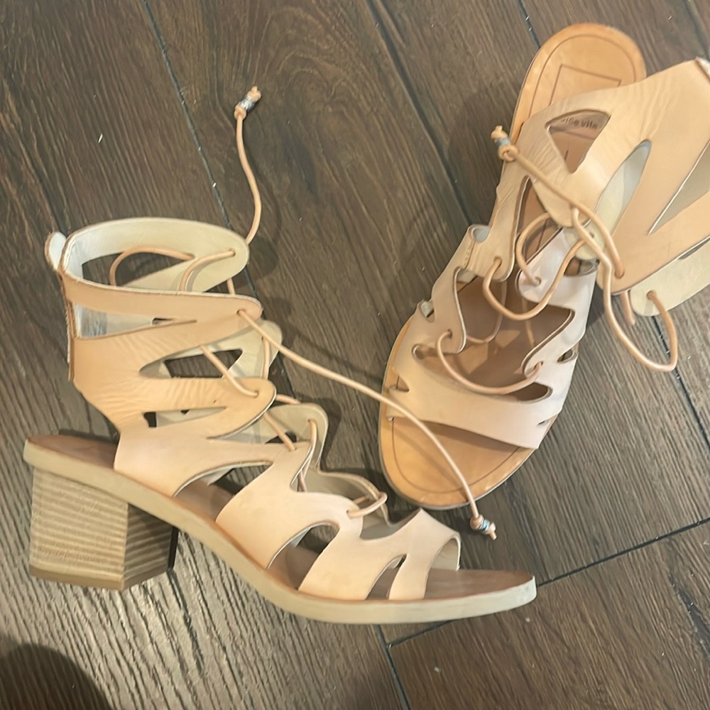 Dolce vita sandals